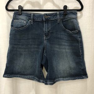 EARL JEANS denim jean shorts size 6